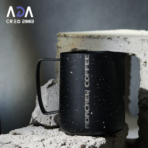 ADACREW漫步者系列2.0星空黑 烤漆 咖啡拉花缸 压纹 600ml 宽嘴
