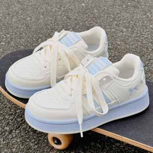 囧森原创夏季小白鞋女2026新款厚底板鞋配裙子的鞋子休闲面包鞋