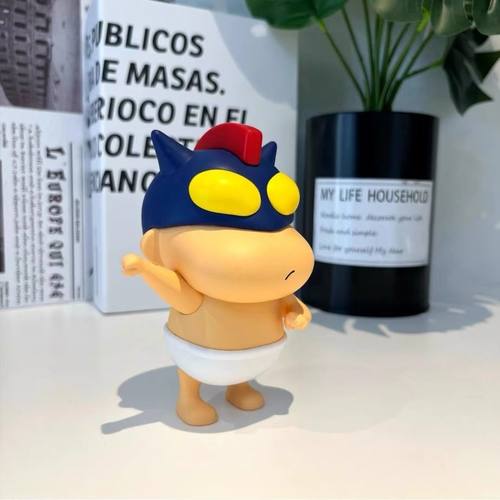 咸蛋超人小新cos咸蛋超人纯实心PVC动漫内饰桌面摆件公仔手办礼物