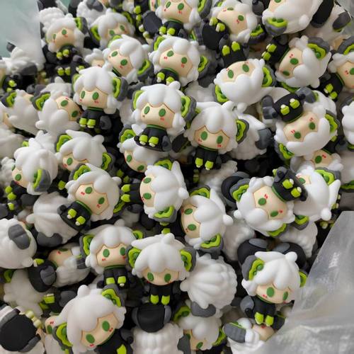 罗小黑战记2周边玩具摆件朋友闺蜜礼物高颜值Q版罗小黑无限手办