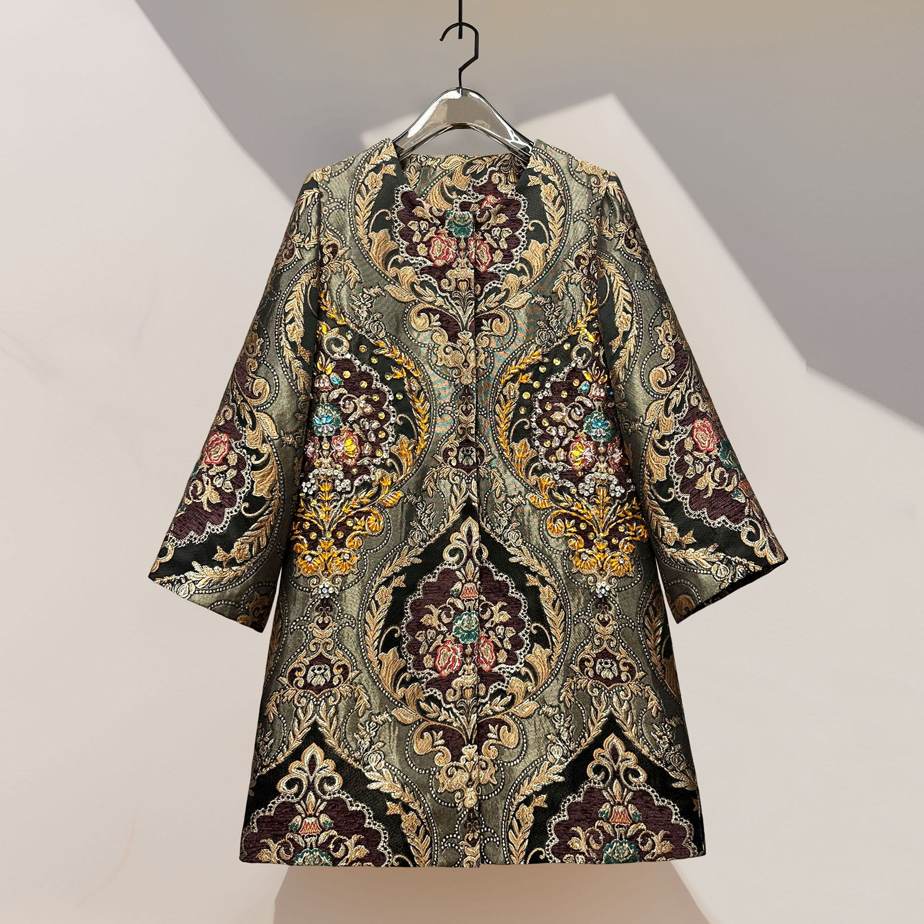 秋冬新款高定女装提花刺绣钉珠镶钻轻奢复古风大衣宫廷法式外套女