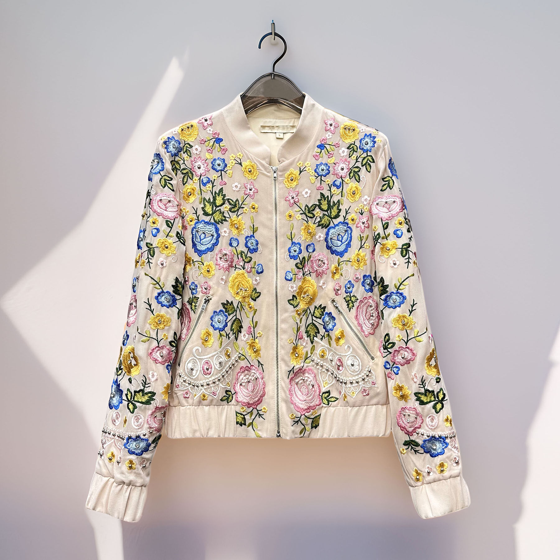 周年庆~春秋新款女装重工刺绣钉珠镶钻长袖百搭时尚休闲短外套女,女装/女士精品,短外套,淘宝优惠券,粉丝福利购,淘宝优惠卷