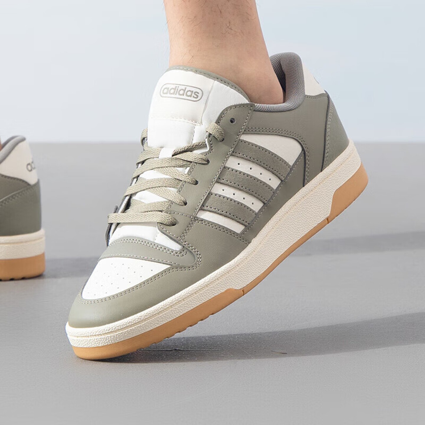 Adidas阿迪达斯男女鞋2026新款BREAK START场下休闲篮球鞋IH7966