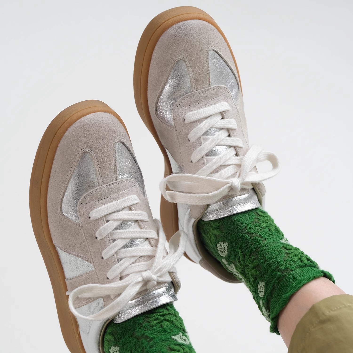 远家牛皮牛反绒德训鞋银灰色