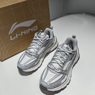 LiNing李宁 极光2K V2 百搭 防滑耐磨 低帮 生活休闲鞋女款 银白