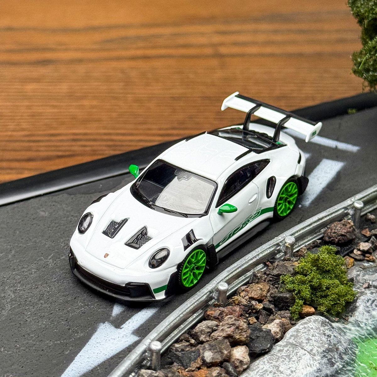 MINIGT164保时捷911合金车模