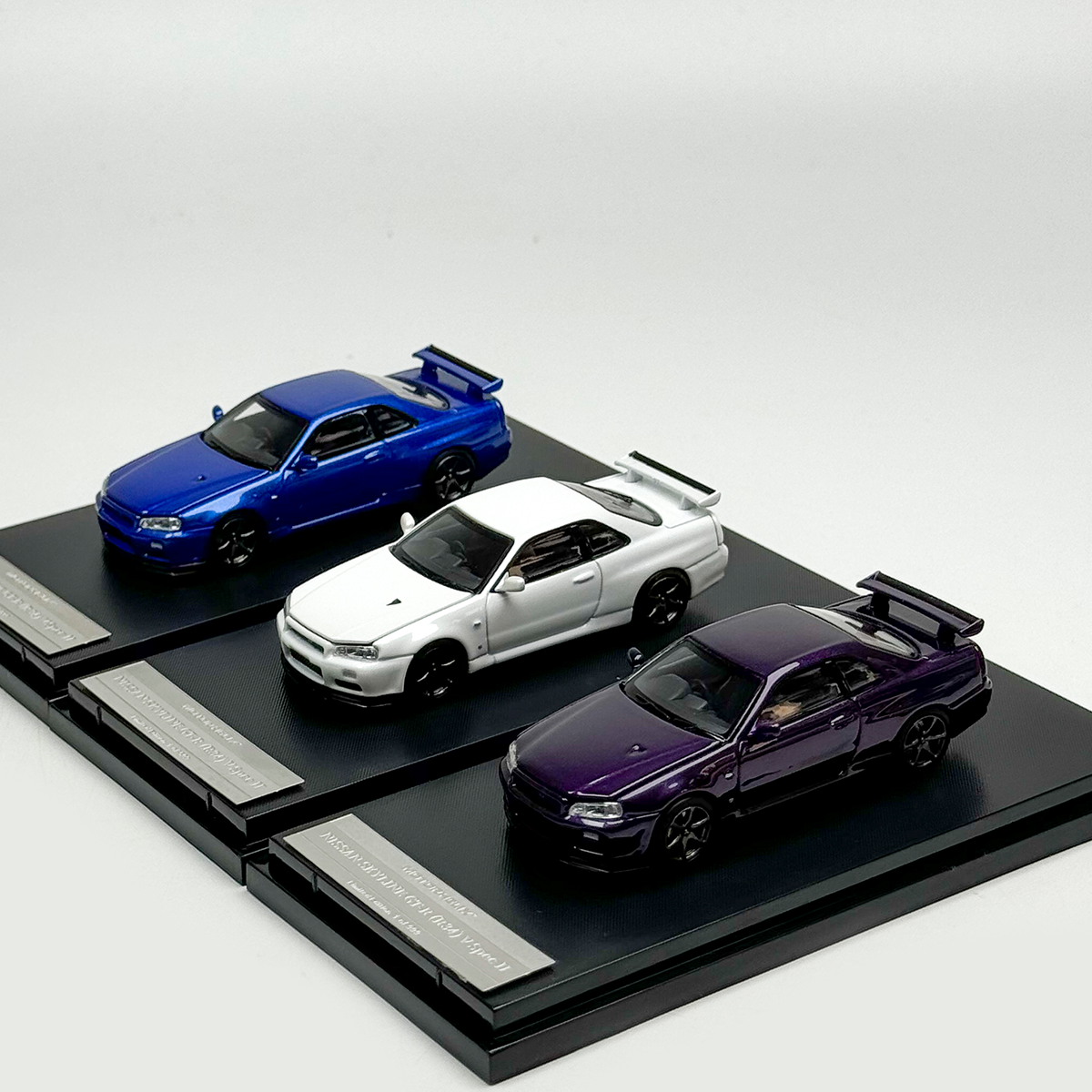 MH 1:64 SKYLINE GTR R34 V Spec II 可开前盖合金汽车模型