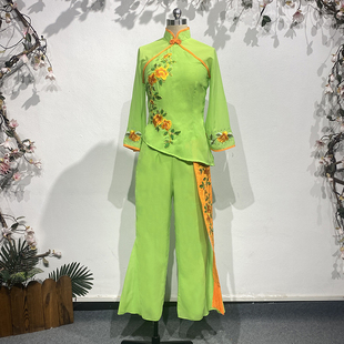 新款春闺梦舞蹈服装女成人艺考表演服戏曲服装女花旦扇子秧歌定做