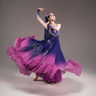 新款新疆舞紫葡萄演出服维吾族民族艺考剧目表演服舞台装大摆定制