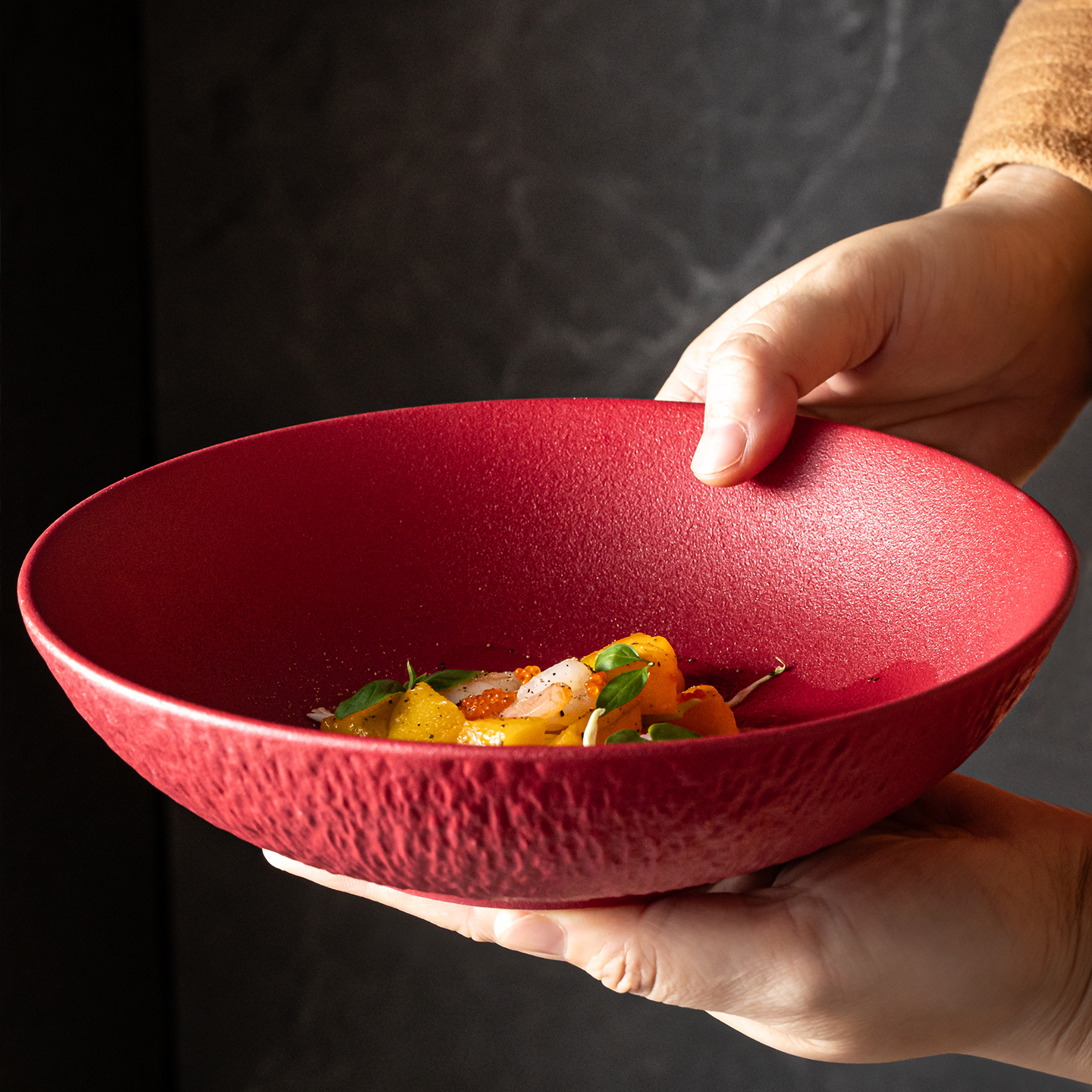 高颜值红色陶瓷盘好看的盘子深盘餐具高级感沙拉盘子家用菜盘汤盘