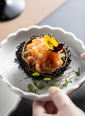 纯白色花形盘碟套装日式寿司碟碗小号下午茶寿司碗小吃碟调料碗