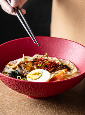 红色喜庆喜宴饭碗甜汤碗陶瓷拉面碗釉下彩吃面大碗面条碗汤面碗