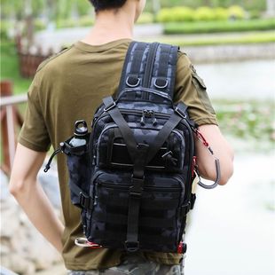 单双肩户外旅行包双肩迷彩战术背包小胸包男大容量工具包路亚背包