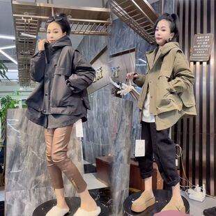 2026冬季新款韩版休闲加棉冲锋衣外套女宽松假两件连帽爆款棉服潮