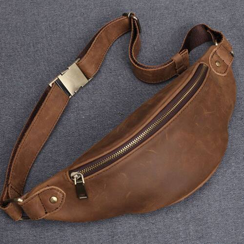 疯马皮男包头层牛皮胸小