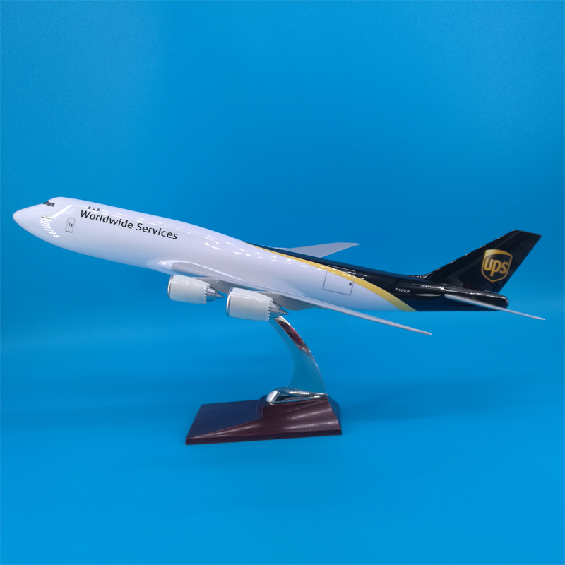 47cm联合包裹UPS货运航空B747-8飞机模型摆件国际物流公司纪念品
