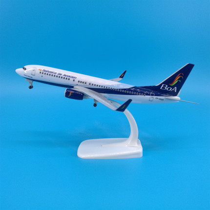20cm南美玻利维亚航空波音B737飞机模型摆件带轮子起落架可拆卸
