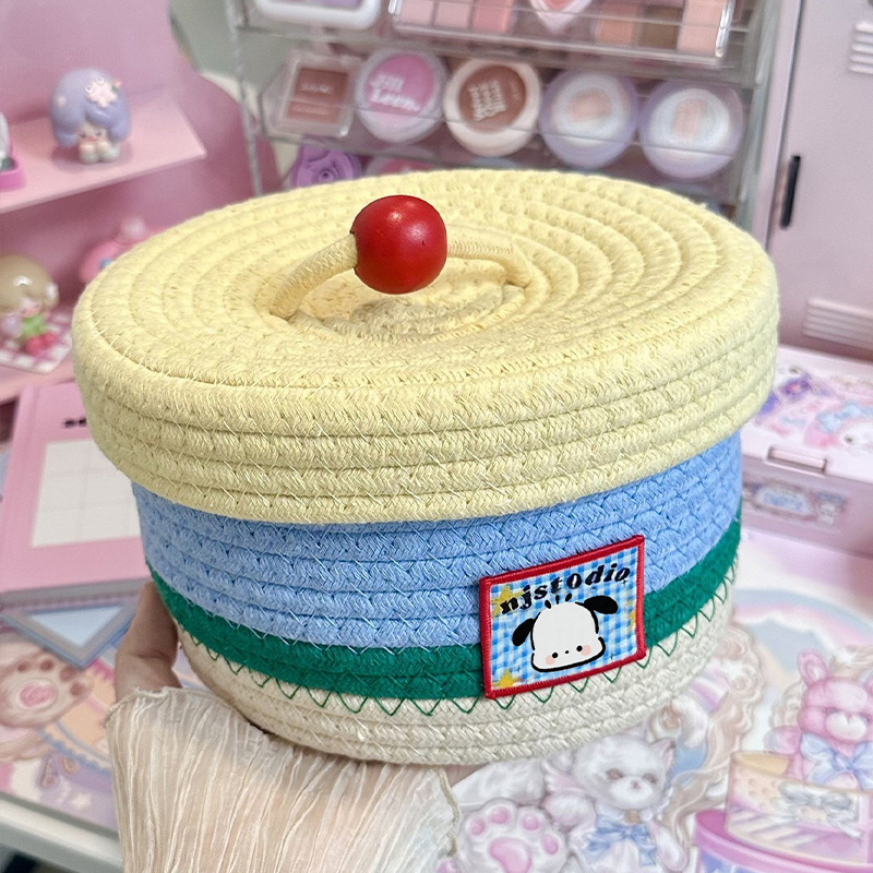 桌面编织收纳筐可爱床头收纳盒子化妆品玄关带盖玄关多巴胺杂物