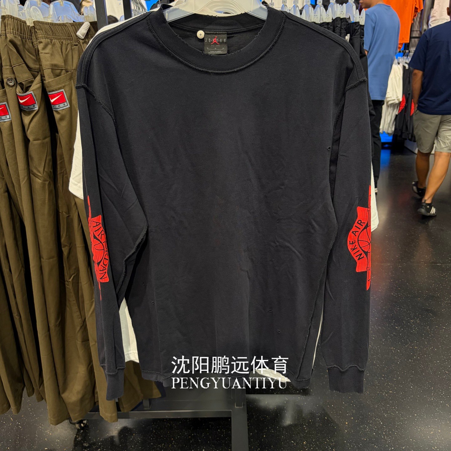 Nike耐克Jordan男子秋季运动休闲印花做旧圆领长袖T恤IB3135-010图片