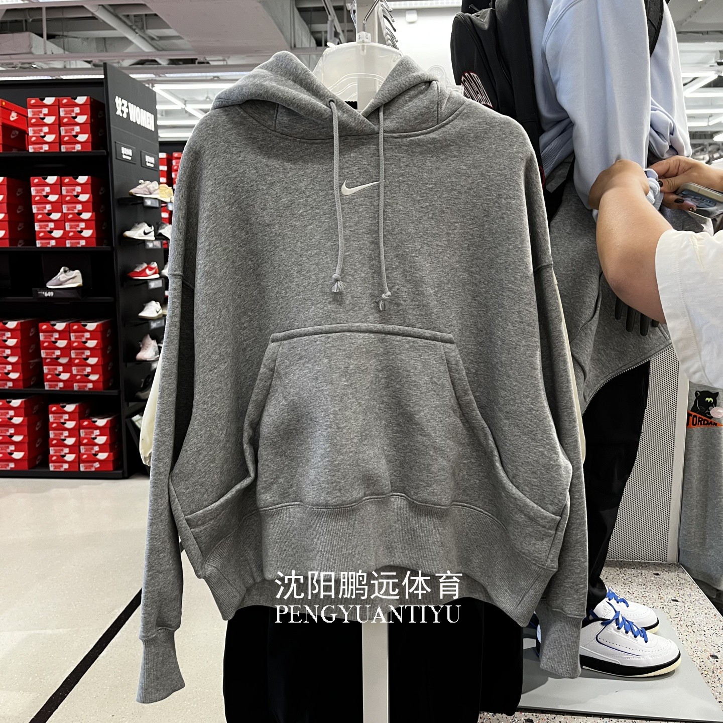 Nike耐克女子冬季运动休闲宽松加绒保暖连帽卫衣套头衫DQ5859-063