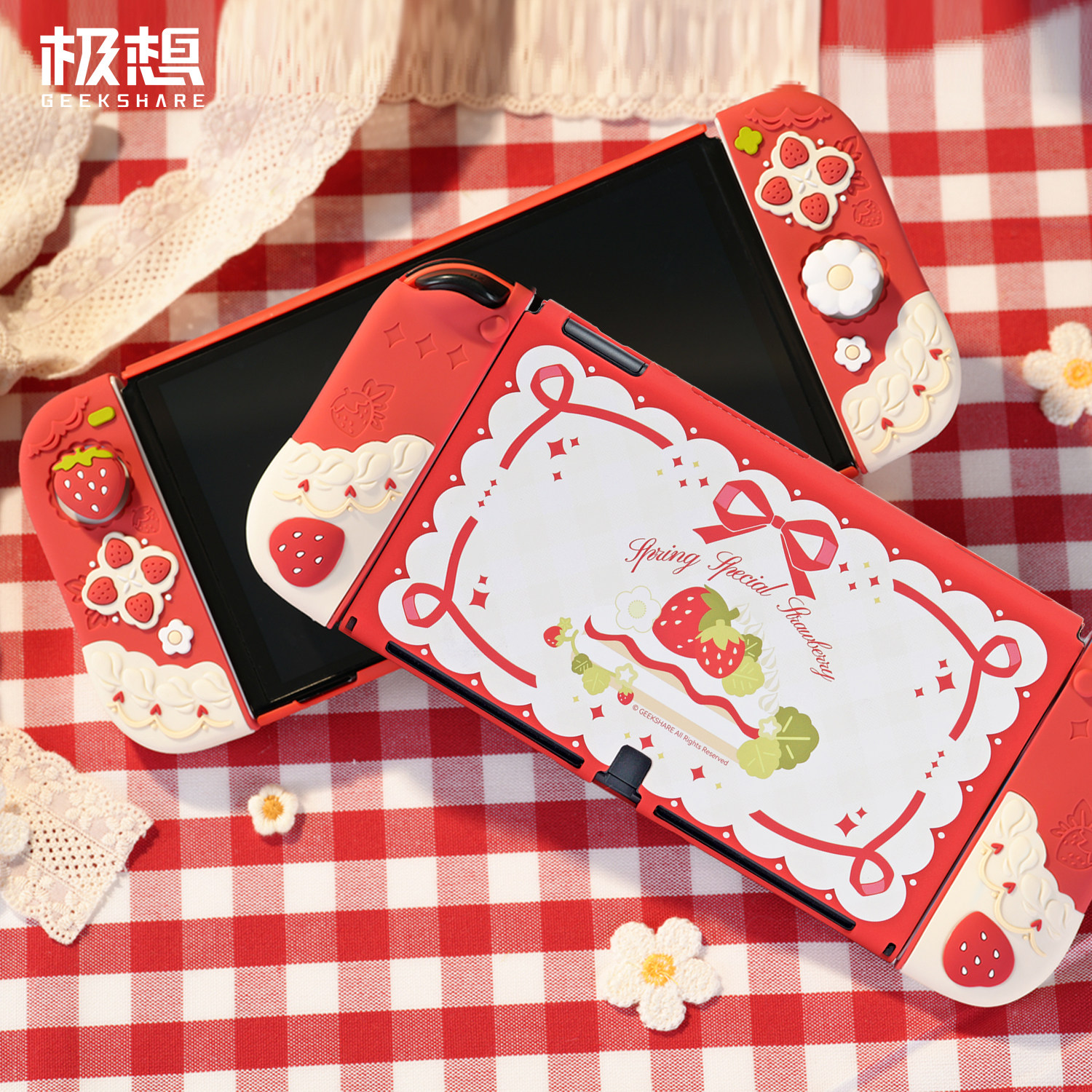 任天堂switch保护壳春日草莓oled硅胶手柄套ns2卡盒游戏配