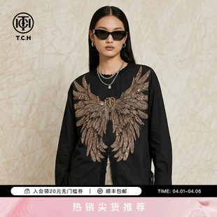 新款 T78A13E1046 上衣女2026春季 TCH重工烫钻翅膀黑色开叉圆领衬衫