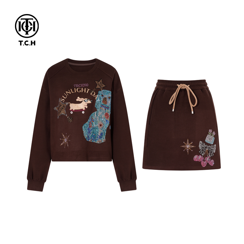 TCH私服烫钻2025秋季新款休闲减龄洋气卫衣短裙套装女T75C07E1046