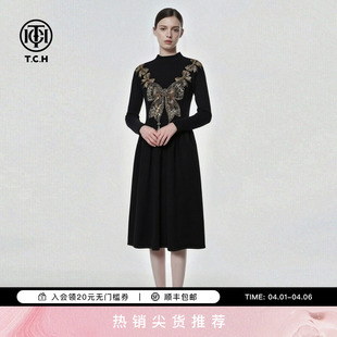TCH轻奢烫钻蝴蝶结链气质收腰显瘦半高领针织连衣裙女T78A30E1012