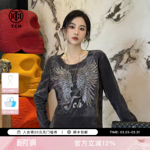 新款 女2026春季 T78A02E1003 丝绒烫钻羽翼打底衫 TCH气质百搭法式
