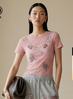 TCH甜酷风烫钻爱心短袖T恤女显瘦百搭圆领修身粉上衣T78A10E1056