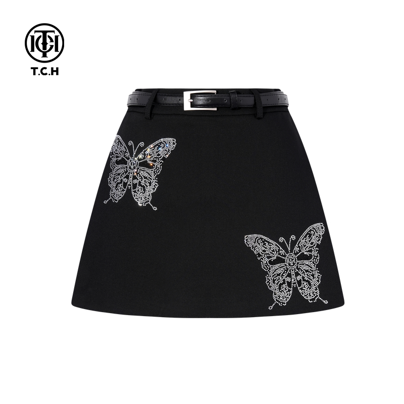 TCH私服烫钻黑色裙裤女2025秋季新款遮肉显瘦A字短裤T75C21E1012