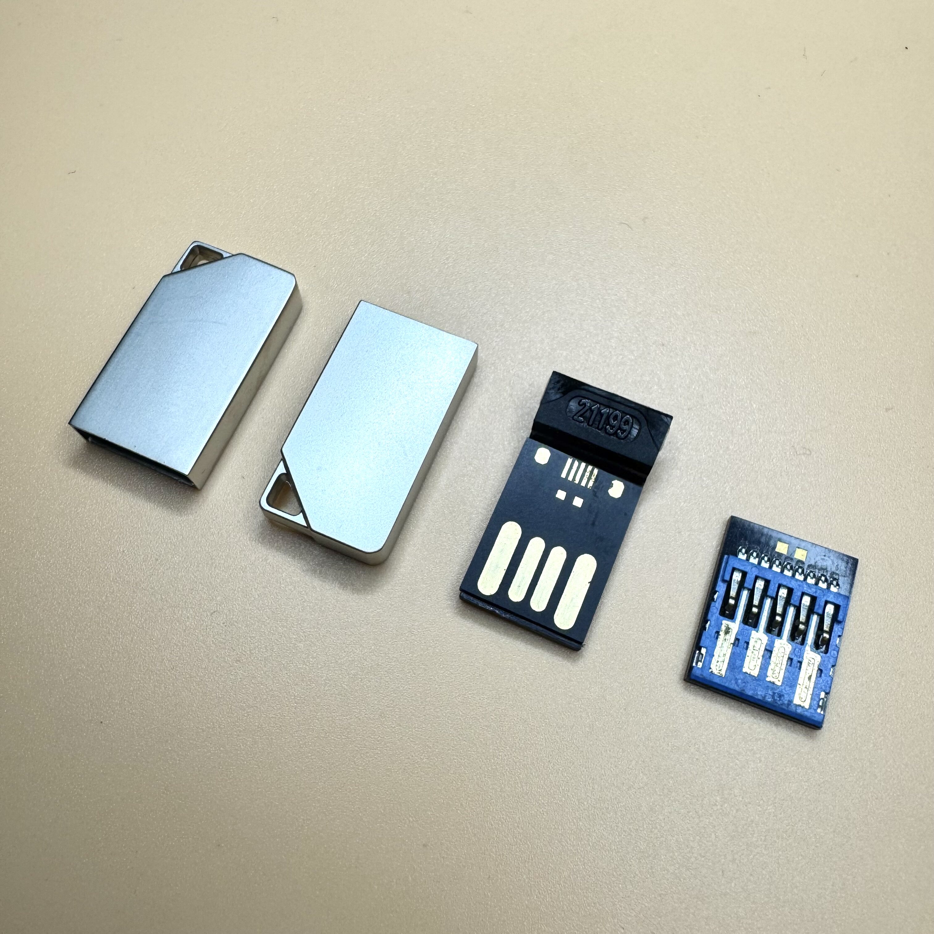 U盘外壳超小空迷你款金属短款黑胶体2.03.0