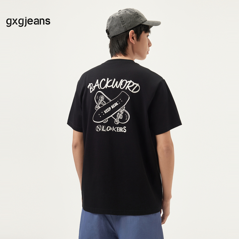 舒适圆领  个性化印花