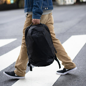 Carry 香港品牌 Daily Able Plus通勤商务双肩包16寸电脑背包正品