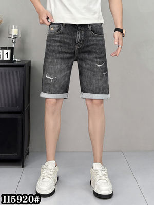 HLN2026年原创设计师舒适修身破洞补丁男生灰色薄款时尚牛仔裤