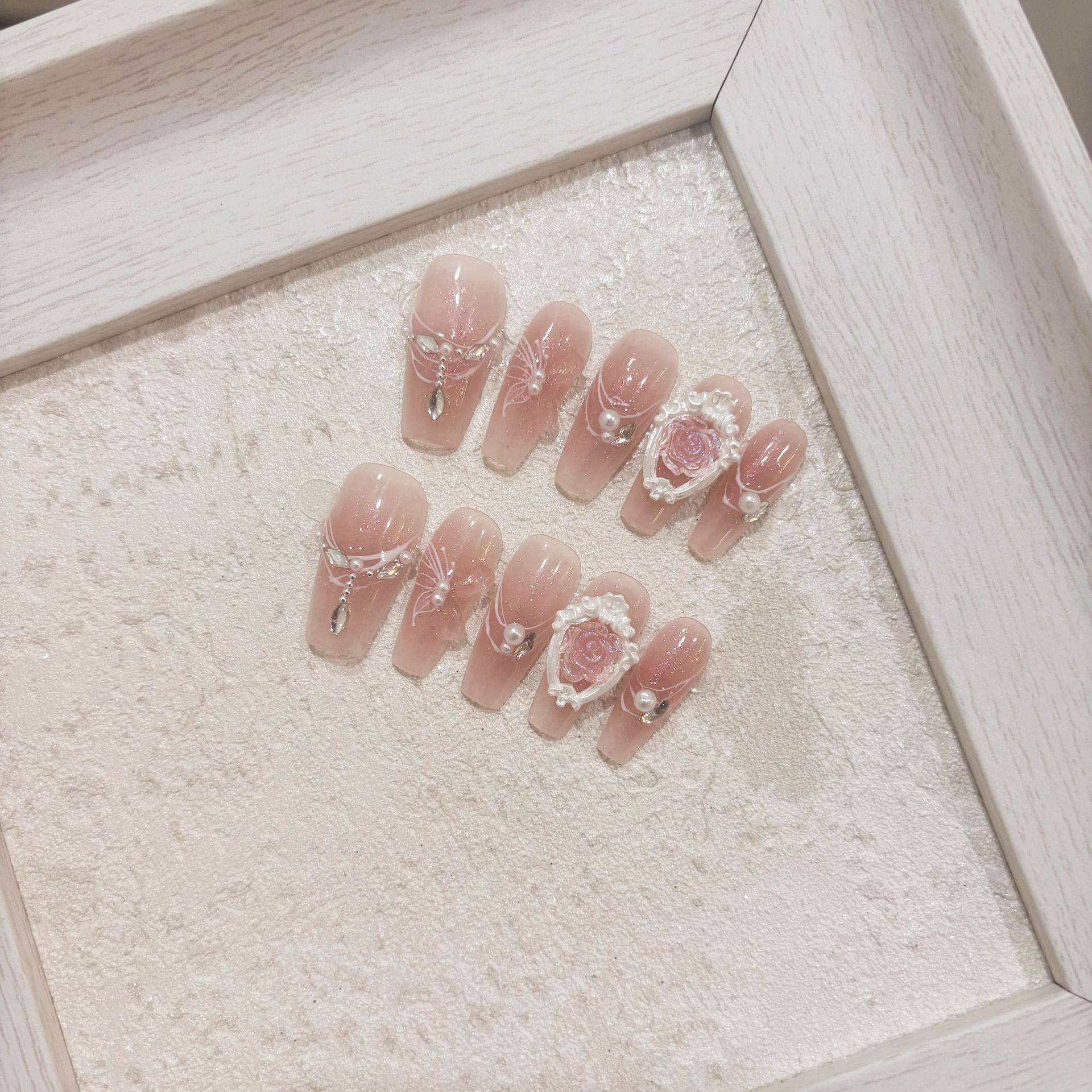 Jx纯手工穿戴甲片高级感气质简约风裸色甜美恋爱花架手绘美甲贴,彩妆/香水/美妆工具,穿戴甲/甲片,淘宝优惠券,粉丝福利购,淘宝优惠卷