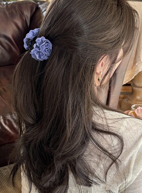 布艺花朵头发抓夹女高级感2025新款高质量鲨鱼夹后脑勺发夹子头饰