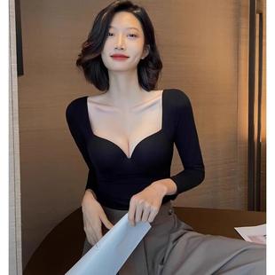 维多利亚保暖内衣女士秋冬带胸垫聚拢V领内穿塑身衣长袖无痕打底