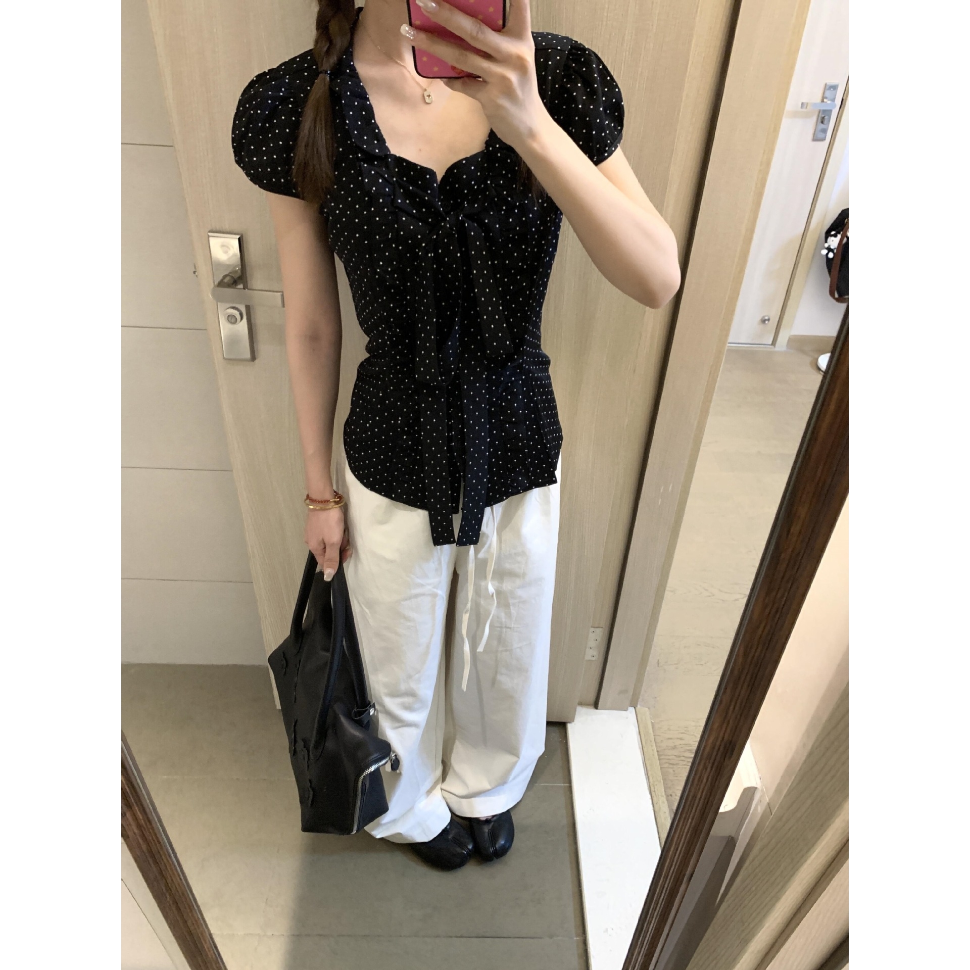 法式复古波点蝴蝶结短袖衬衫女夏季设计感小众修身显瘦泡泡袖上衣