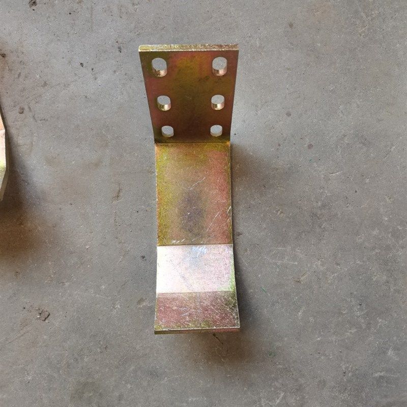旋耕机箱体防磨板变速箱加厚钢板中间犁护板耐磨挡泥板旋耕耙刮板