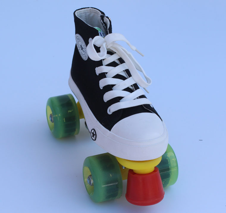 Patins à roulettes - Ref 2582713 Image 4