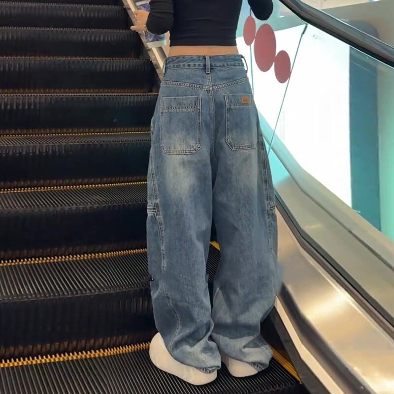 韩系2024秋新款今年流行的爆款高腰宽松显瘦蓝色复古弯刀牛仔裤子