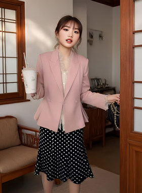 2026春季极简气质设计感荷叶摆收腰西装外套小个子修身韩版女神范