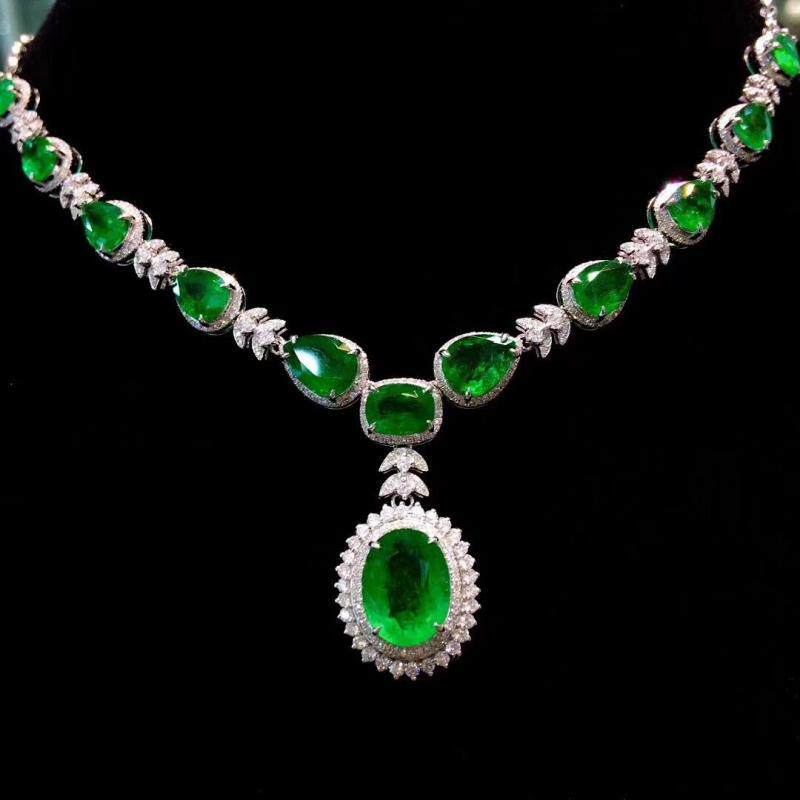 仿天然祖母绿项链pt950镶钻时尚豪华珠宝首饰送妈妈老婆礼物
