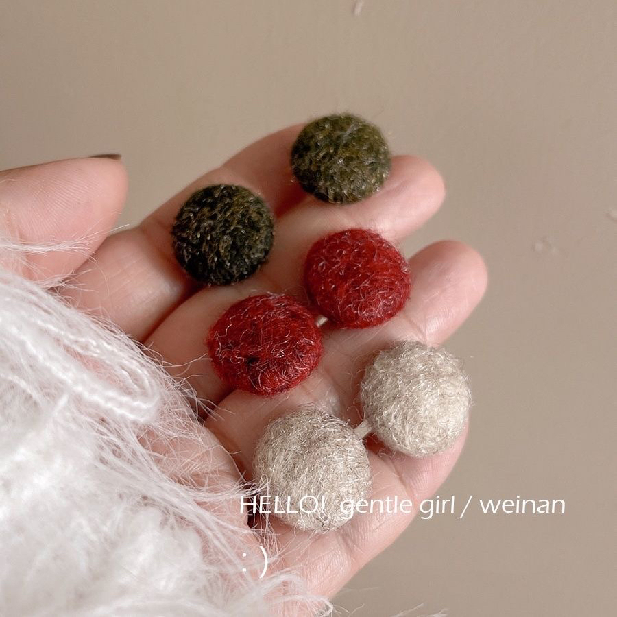 温柔系羊毡绒布包扣蚊香盘耳夹高级感秋冬圣诞2024潮925银钉耳环