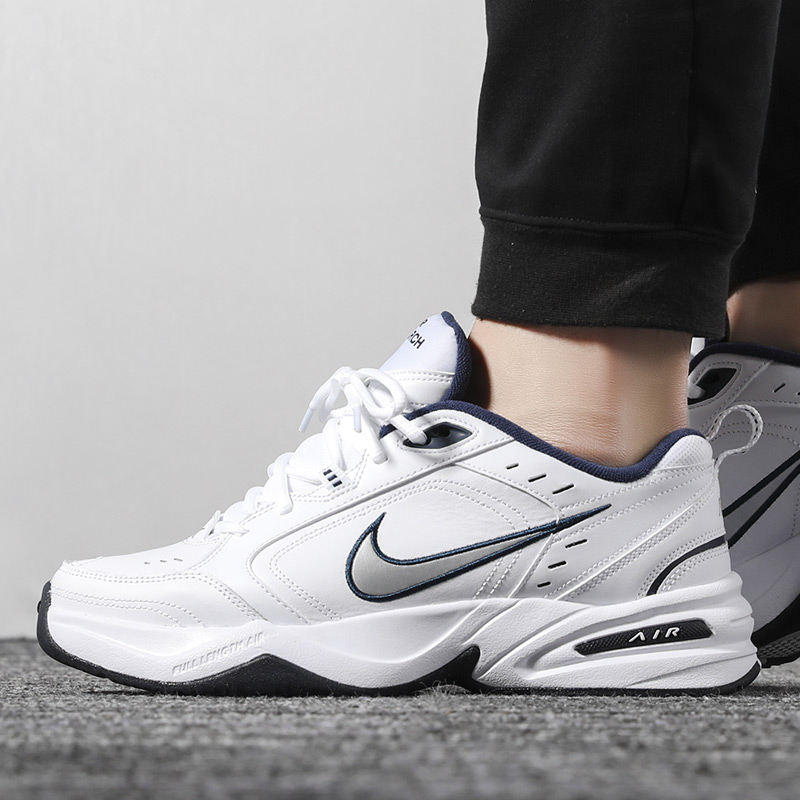 Nike耐克男鞋气垫跑步鞋