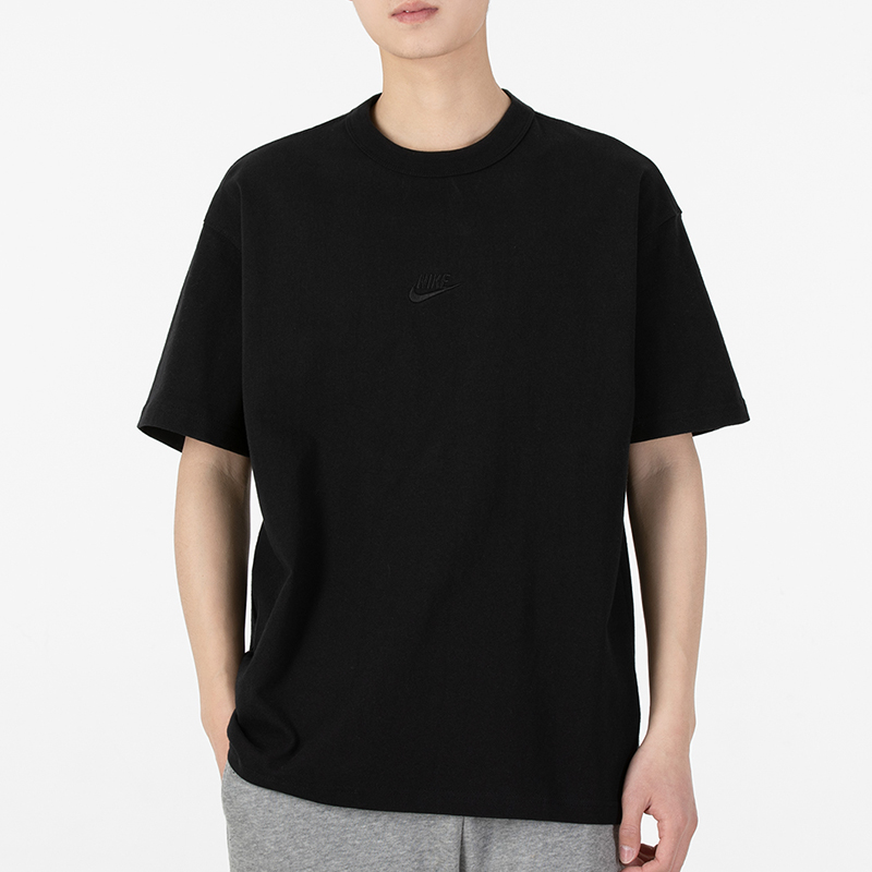 耐克透气休闲圆领短袖Nike