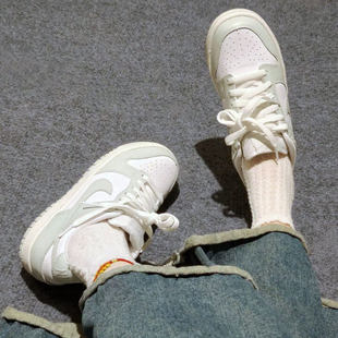 NIKE/耐克大童女鞋 DUNK LOW (GS)复刻鞋休闲复古板鞋FB9109-124