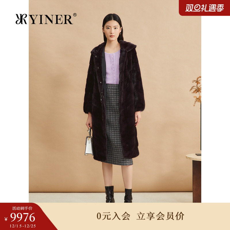 YINER音儿专选女装冬季时尚优雅奢感长款连帽水貂毛皮草外套