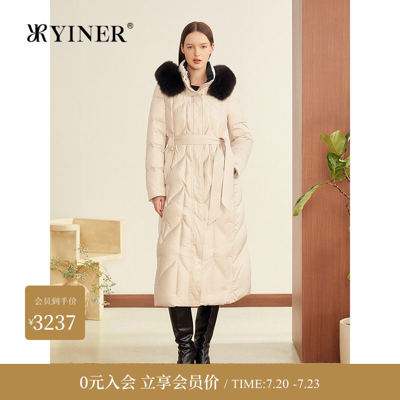 YINER音儿冬季新款法式柔光缎面撞色狐狸毛领连帽长款羽绒服